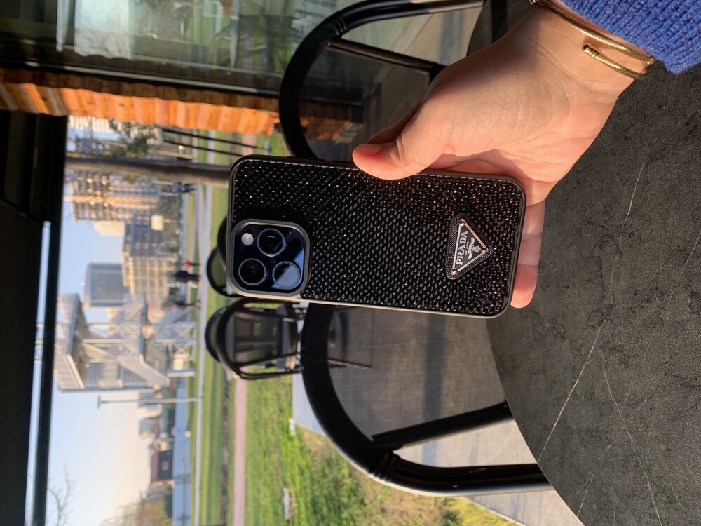 Prada Siyah Taşlı Kılıf