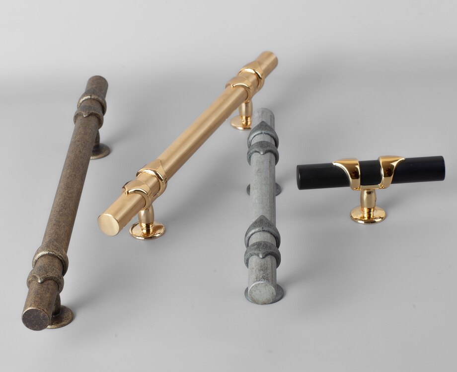 Maça Siyah Gold Düğme
