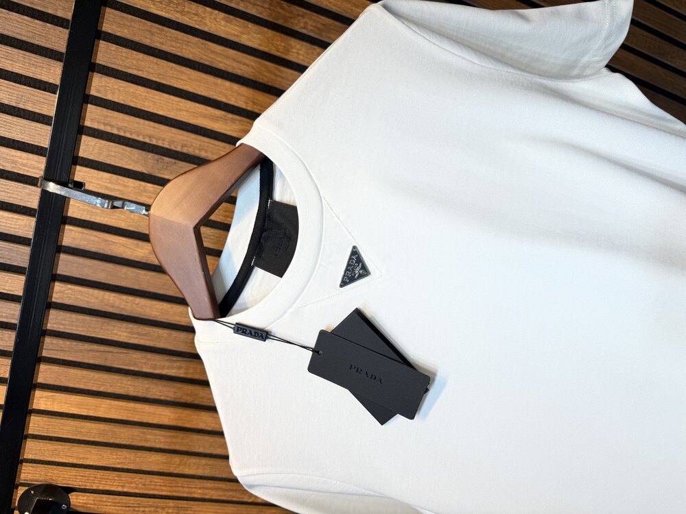 Prada Tshirt