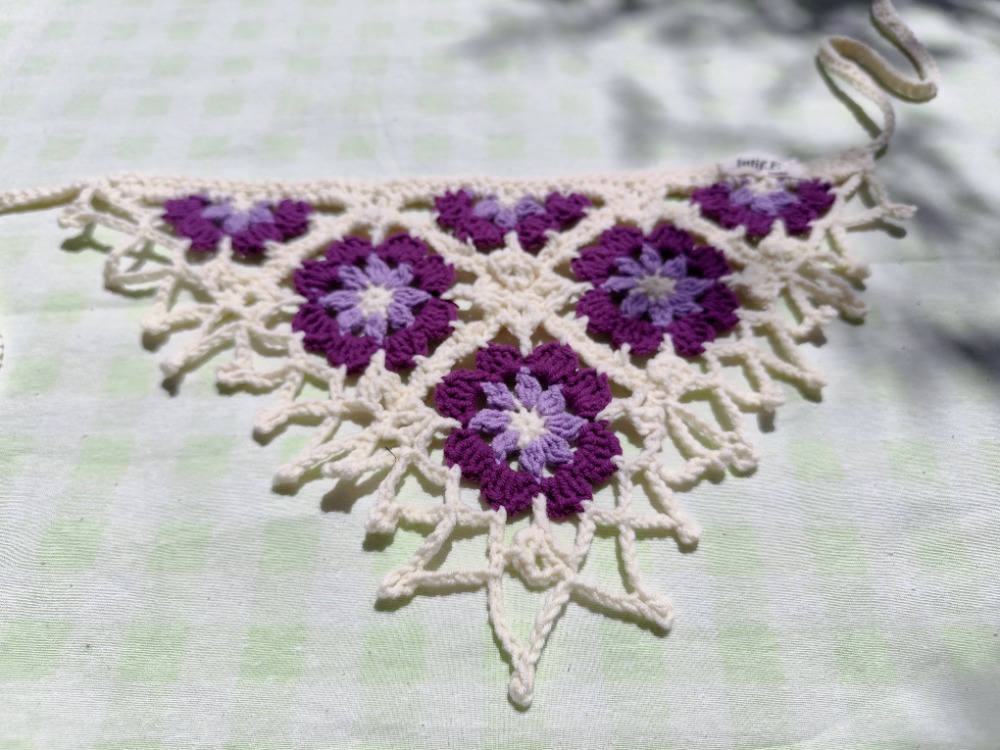 Mor Çiçekli Bandana