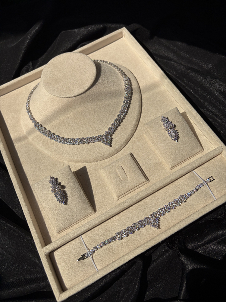 OLİVİA model(kolye/küpe/bileklik)
