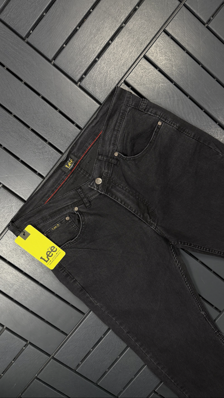 Lee Jeans – Likralı Esnek Yapı | %100 Pamuk Orijinal Kumaş | Regular Fit | Yıkamalı Denim