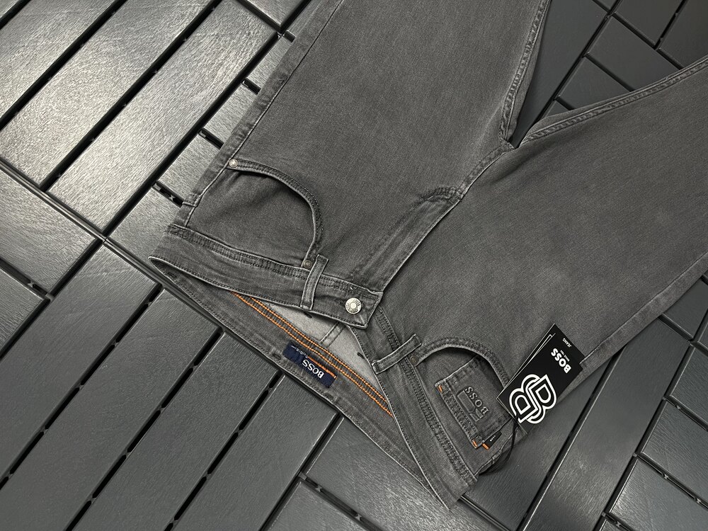 Boss İçi Örme Esnek Kumaş Regular Fit Nakış İşleme Jeans Kot Pantolon.