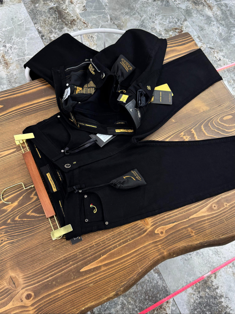 Jacop Cohen Italian-Inspired Luxury Denim | Precision Stitching, Signature Details & Limited Series.
