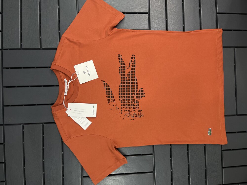 %100Pamuk Orj.Kumaş Göğüs Baskı Sol Alt Nakış İşleme Logo T-shirt. #ll1