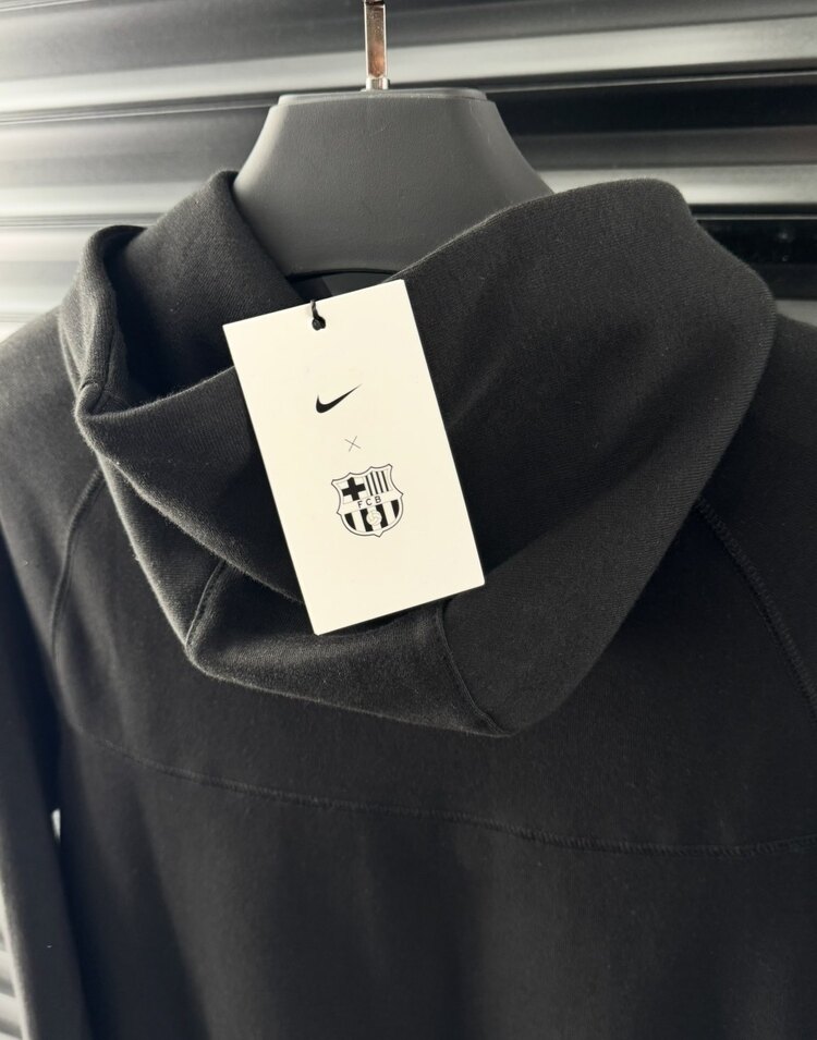 FC Barcelona Tech Fleece Siyah Eşofman Takımı