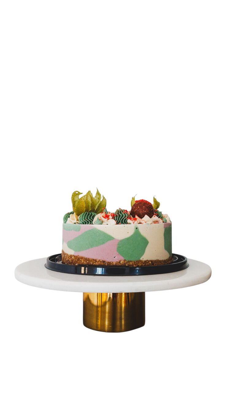 Pink Basil Raw&Vegan Cheesecake