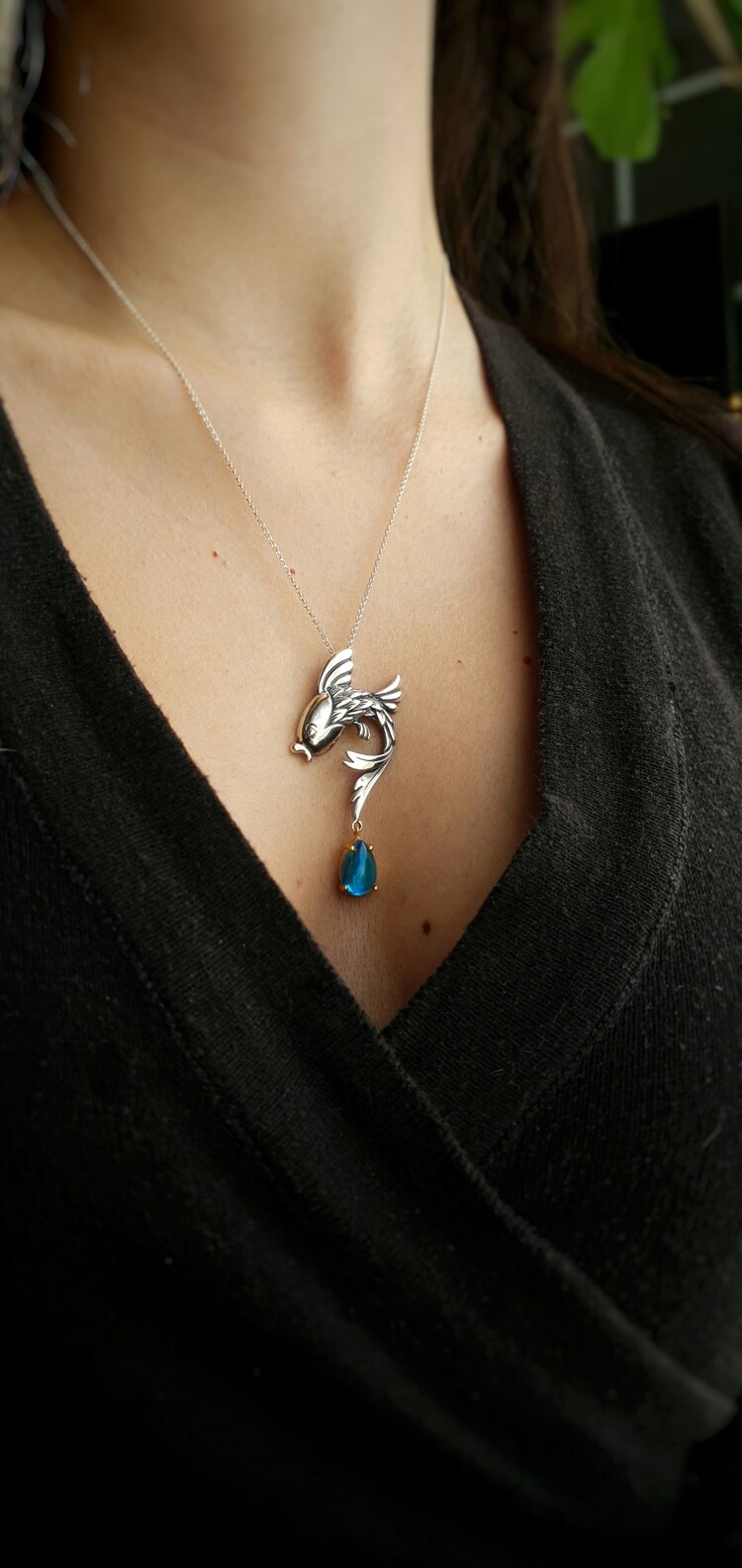 Aqua Koi Şans Kolyesi