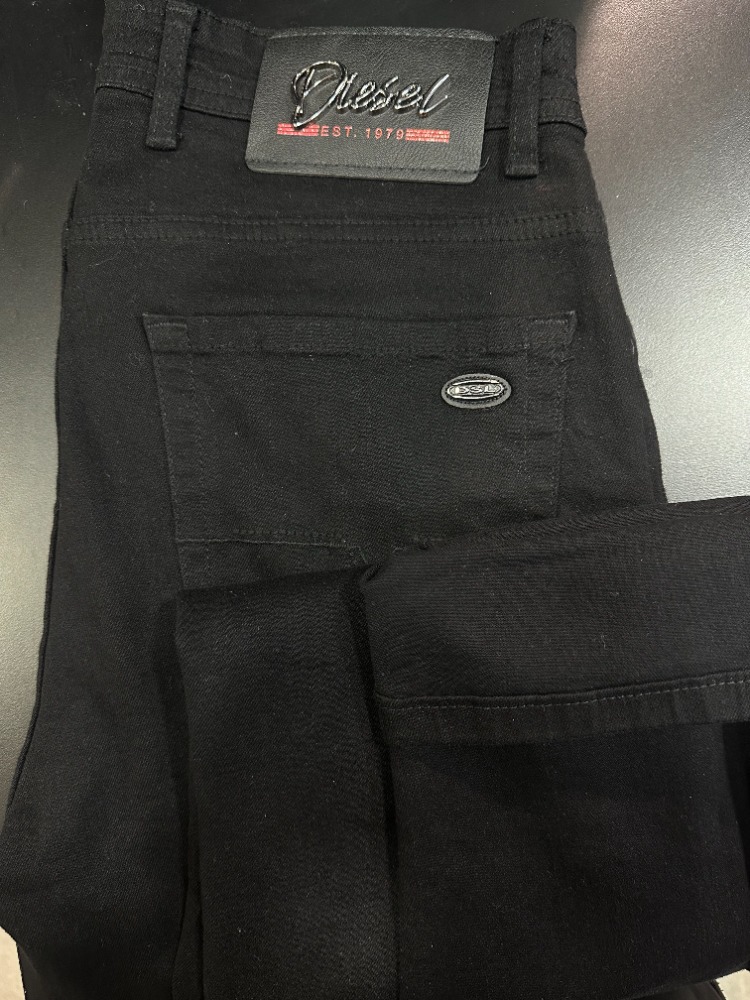 SİYAH DİESEL KOT PANTOLON