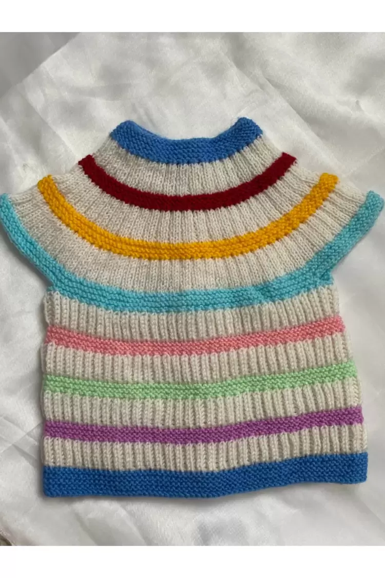 Özel Tasarım Tamamen El Örgüsü Bebek Yeleği