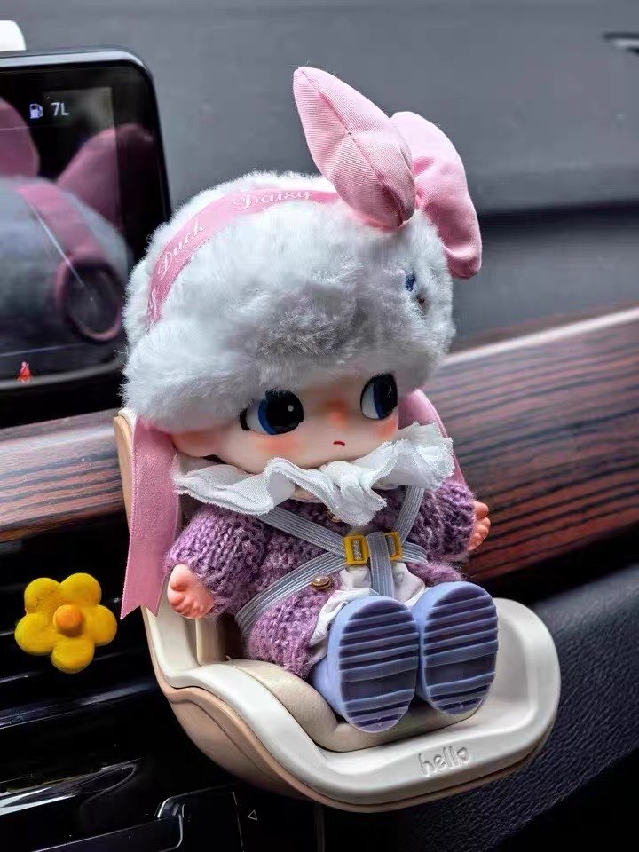 Labubu Bebek Araba Koltuğu