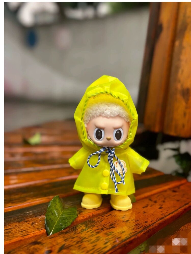 Labubu yağmurluk (ayakkabı ve yağmurluk )