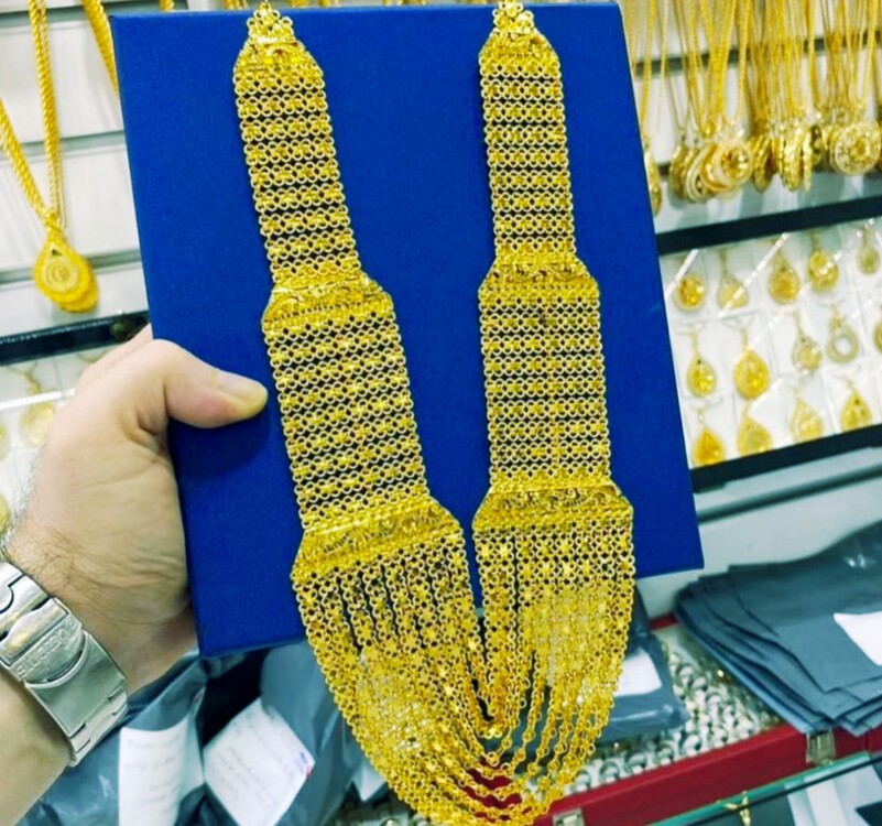 Madonna aşiret kolyesi 