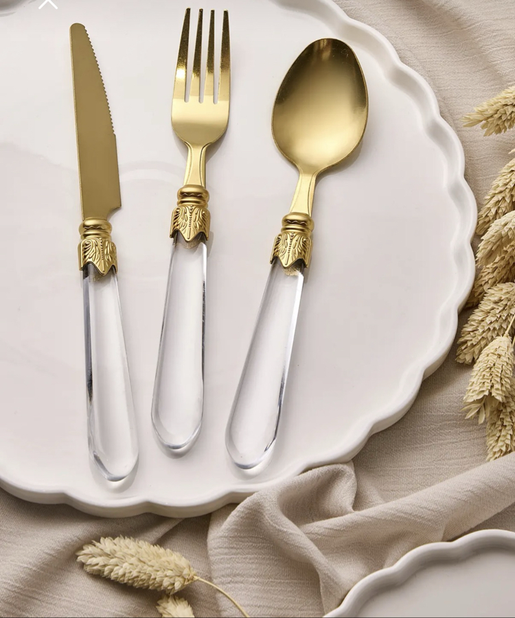 18 PARÇA GOLD ÇATAL BIÇAK SETİ