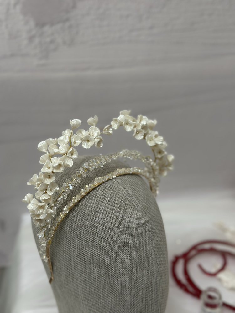 Elaria Crown B26/10