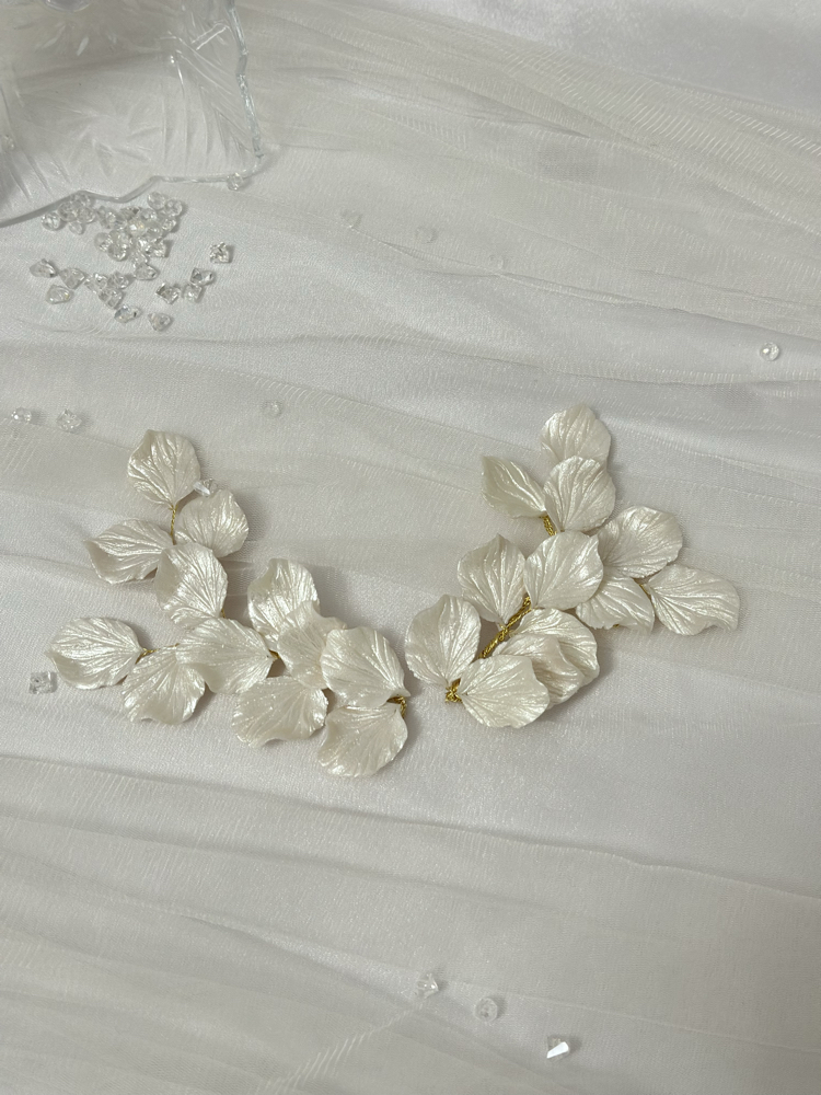 Pearl leaf B26/04