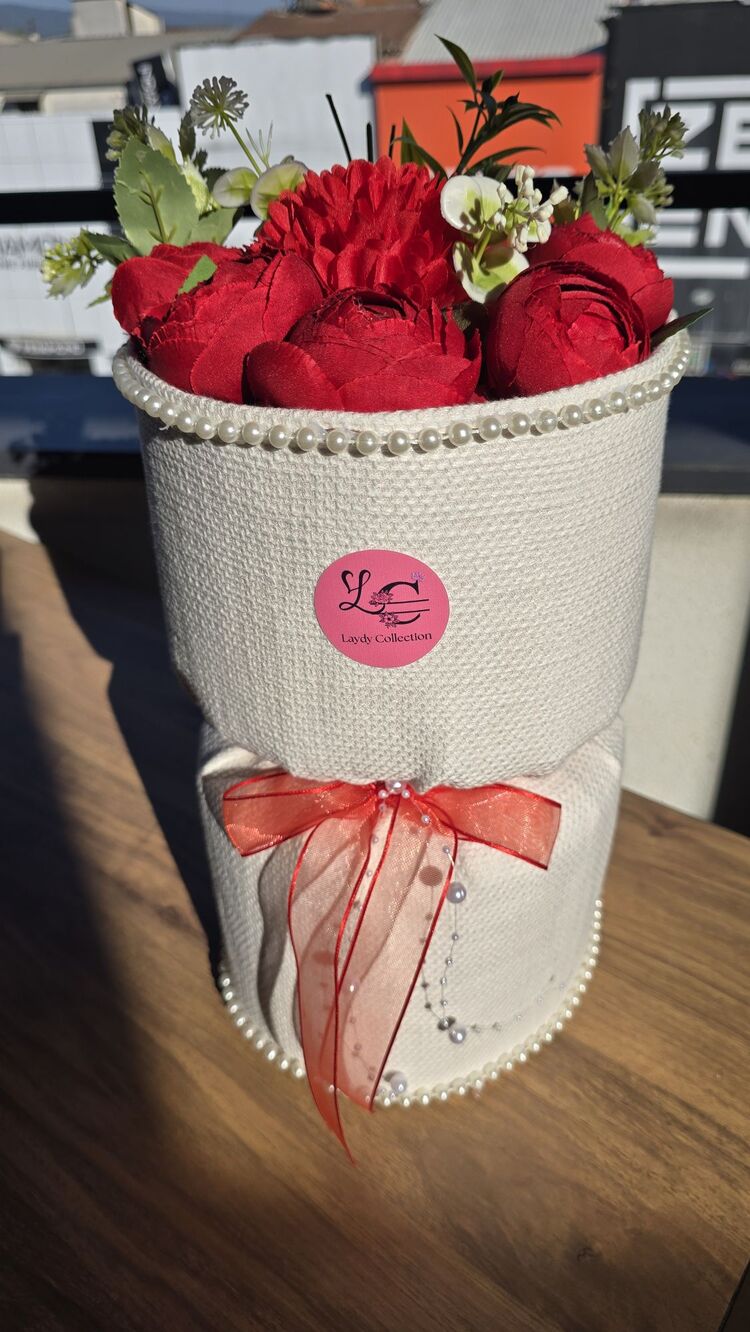 Laydy Yeni Tasarım Aşk Buketi 