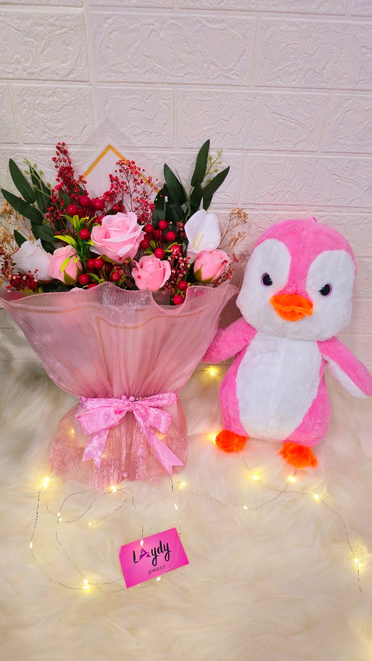 Tatlış Pembe Pengu& Büyük boy Kokina Buketi 