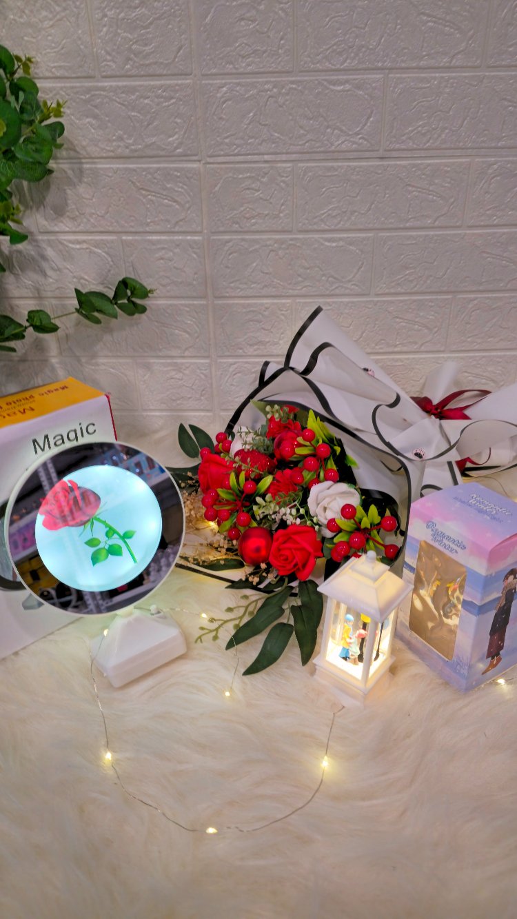 Sevgiliye Özel Set/ Premium Buket& Sihirli Ayna& Özel çift ışıklı Biblo