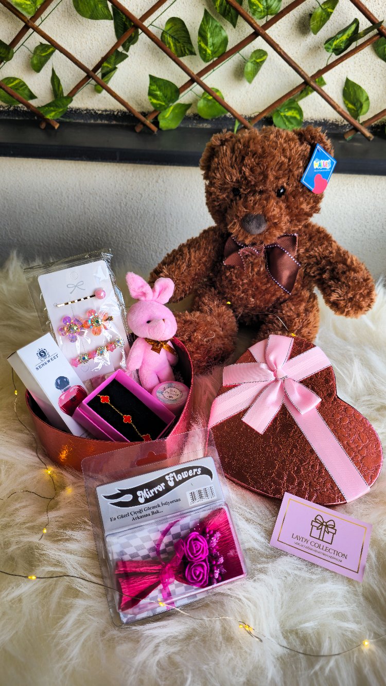 Premium Romantik Hediye Seti – Peluş Ayıcık & Kalpli Özel Tasarım Sevgiliye Hediye Kutusu