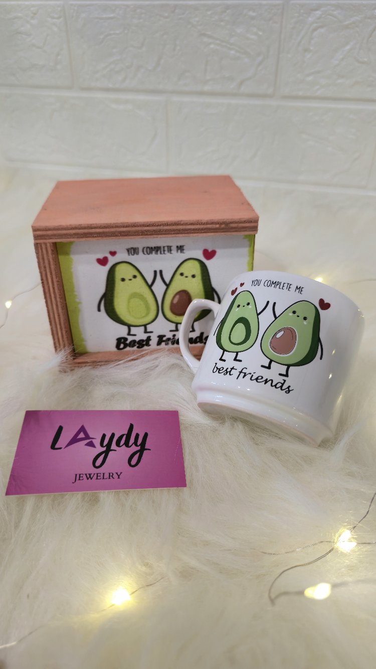 Özel Ahşap Kutulu Best Friends Tasarım Kupa 