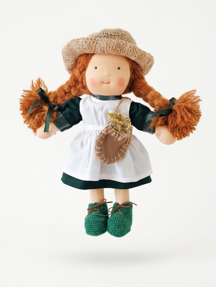 Annie with an "E"