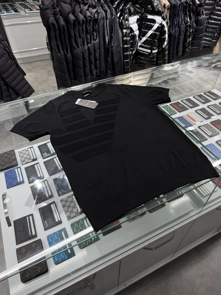 Armani Triko