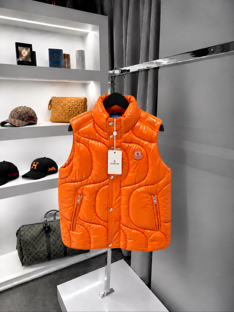 Moncler Yelek