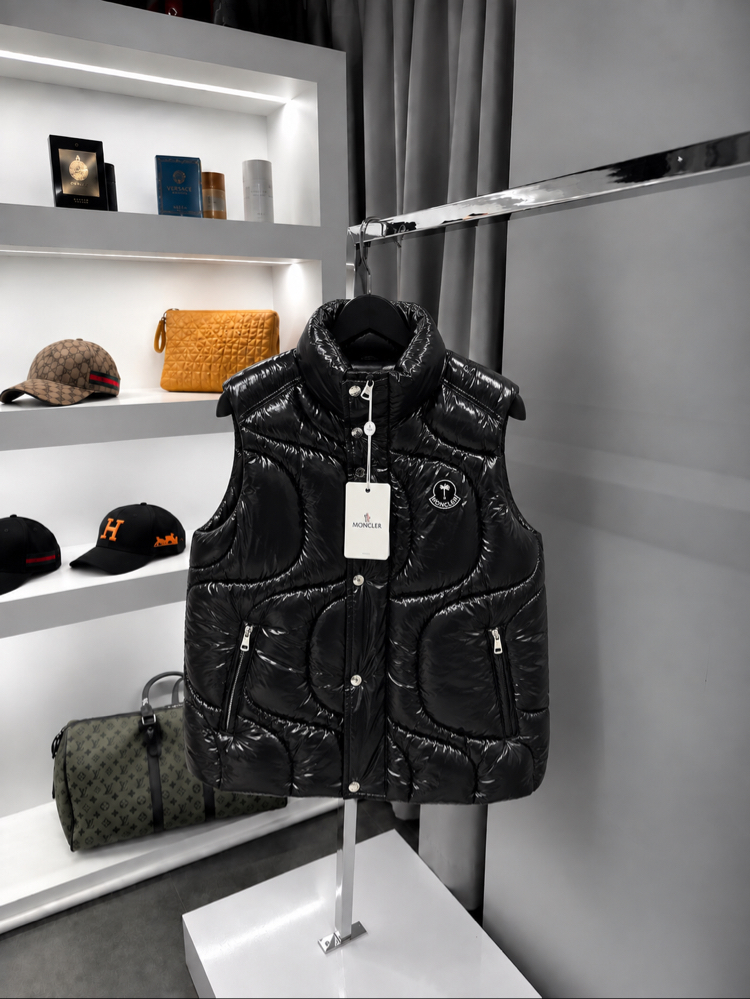 Moncler Yelek