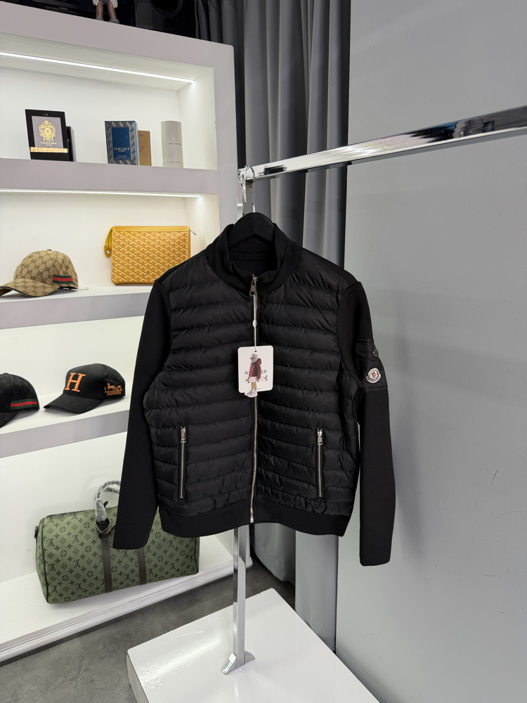 Moncler Mevsimlik