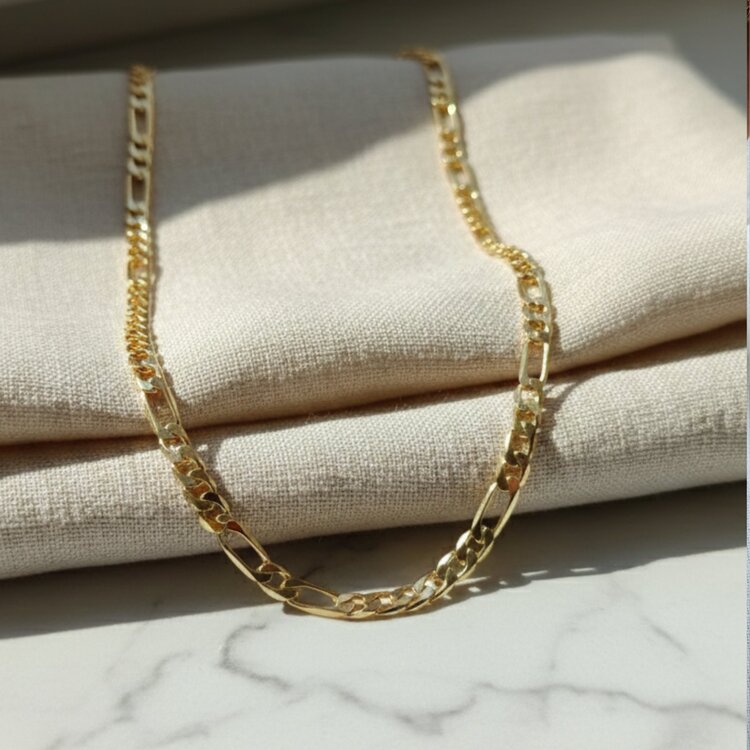 Lente Aksesuar Gold Figaro Zincir Kolye - 14K Altın Kaplama Nostaljik Lüks Kadın Kolye