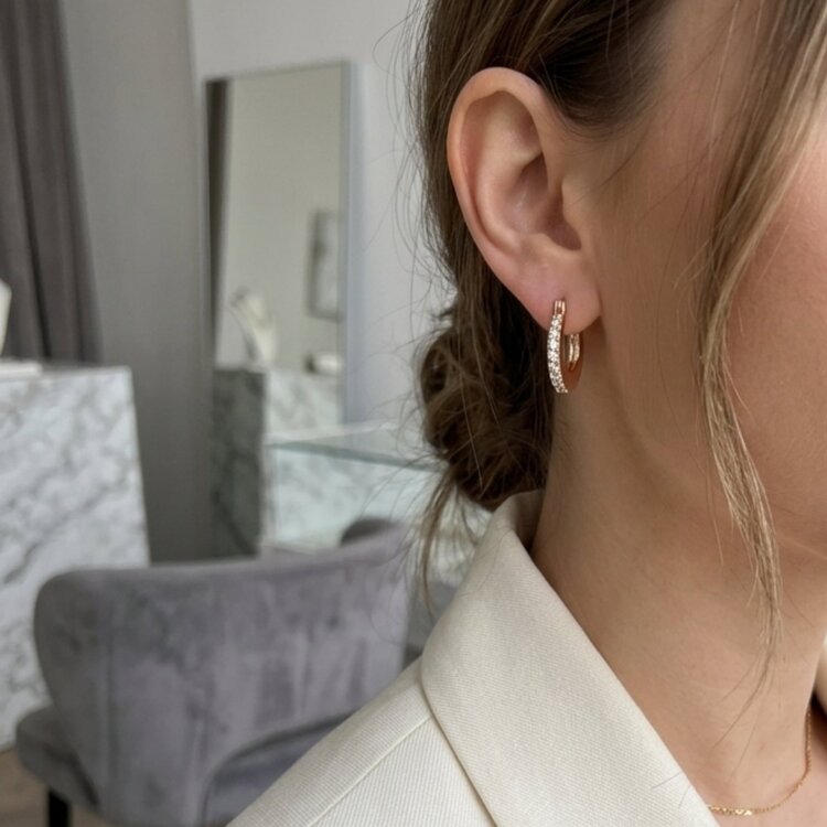 Lente Aksesuar Gold Renk Zirkon Taşlı Küçük Halka Küpe - Kadın Klasik Minimal Tasarım