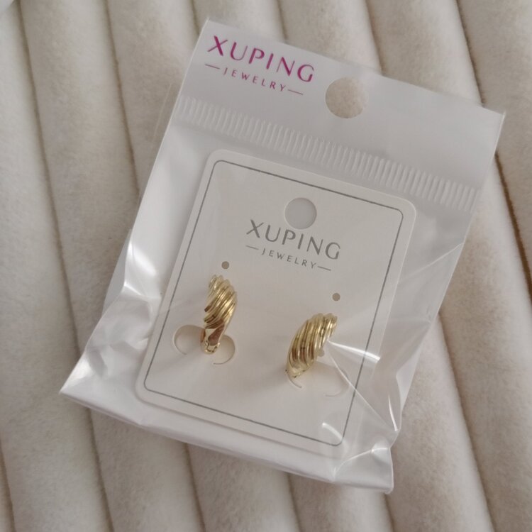 Lente Aksesuar Xuping Kararmaz Çelik Gold Burgu Model Vintage Küpe