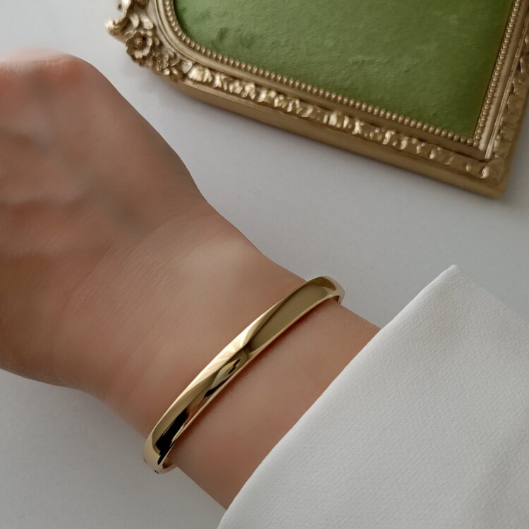 Lente Aksesuar Xuping Gold Ajda Model Kelepçe Bilezik ( 5mm)