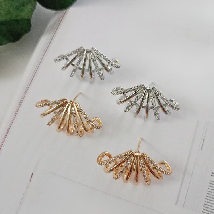 Lente Aksesuar Özel Seri Zirkon Taşlı Yelpaze Model Işın Küpe