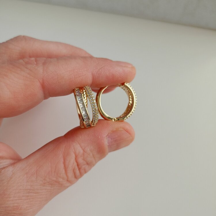 Lente Aksesuar Xuping Gold Baget ve Mikro Zirkon Taşlı Lüks Halka Küpe
