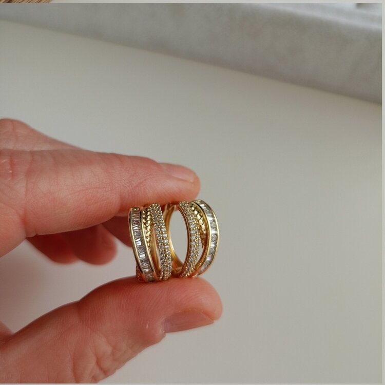 Lente Aksesuar Xuping Gold Baget ve Mikro Zirkon Taşlı Lüks Halka Küpe