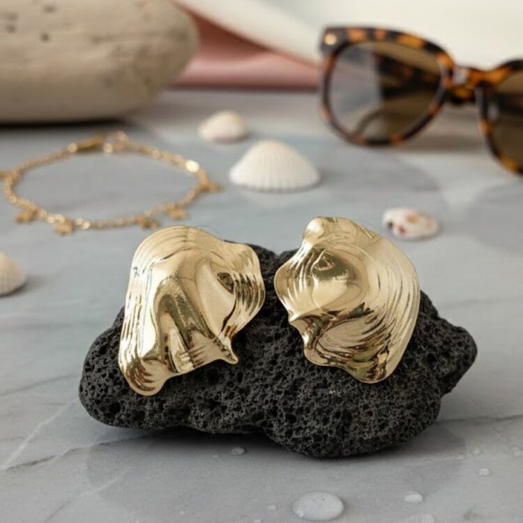 Lente Aksesuar Gold Renk Midye Küpe - Vintage Tasarım Kabuk Model Küpe