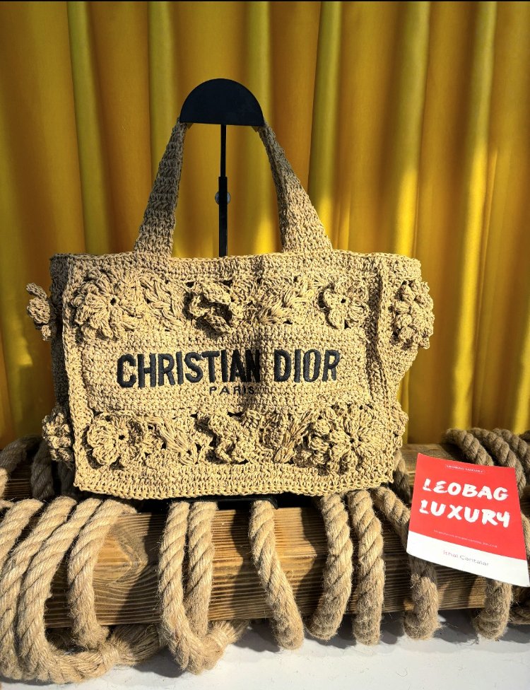 Christian Dior ( Hasır) ♥️