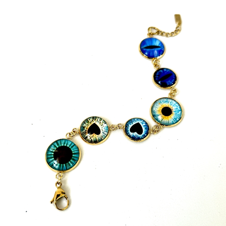 “Stolen Eyes” Gold Bileklik 