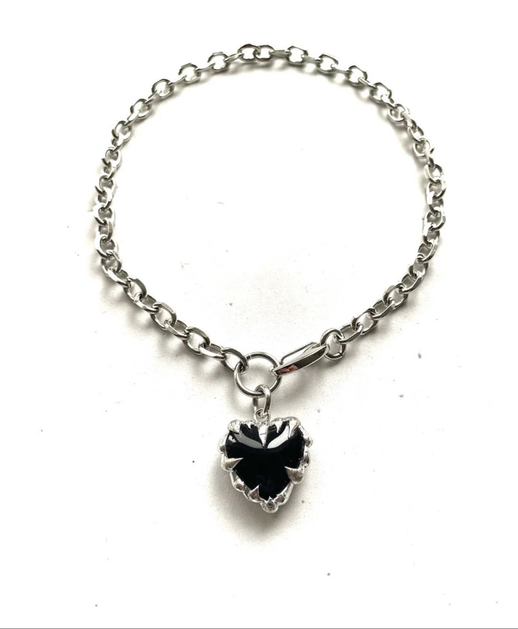 “Melted Love” Siyah