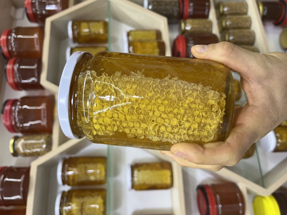 Petek süzme karışık balımız net 1 KG