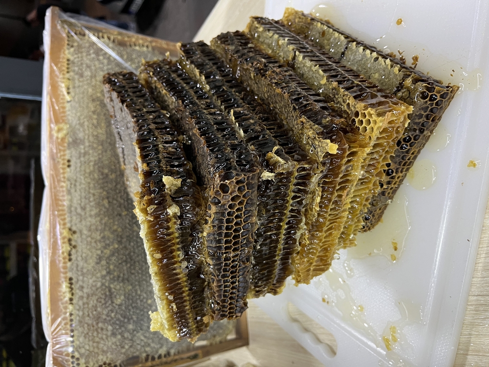 YENİ SEZON Karakütük balımız NET 1 KG 