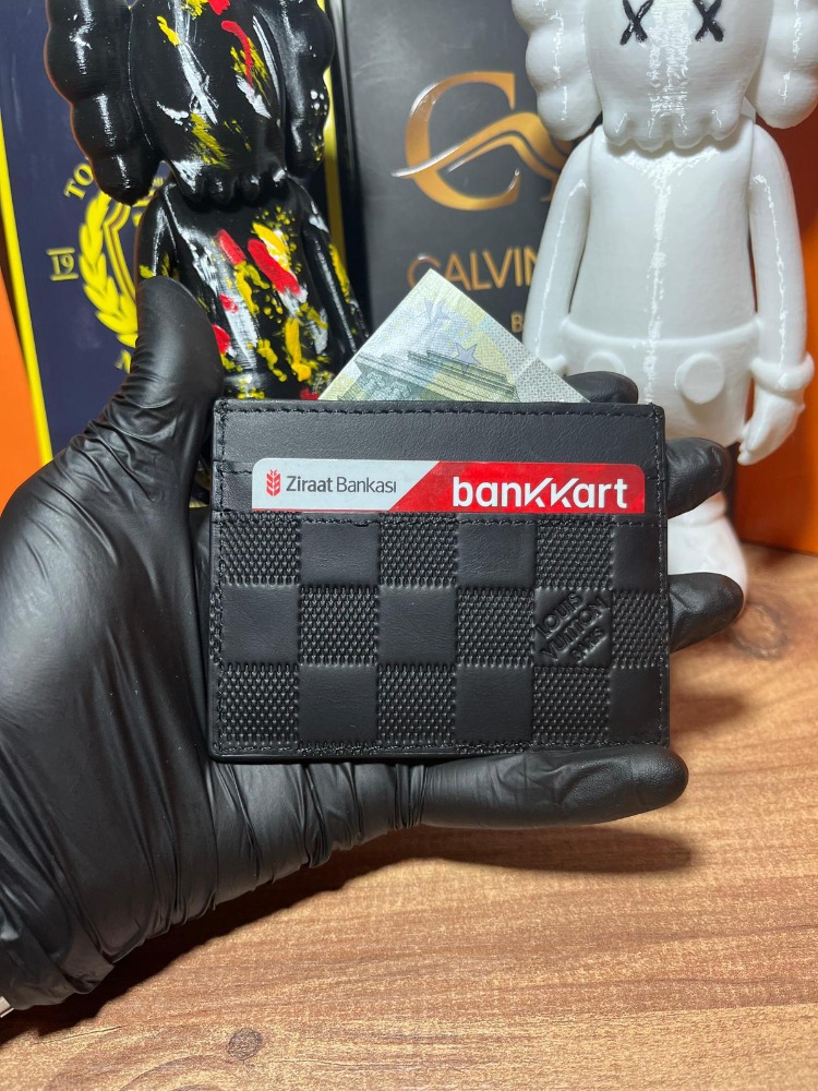 LOUIS VUITTON Premium Deri Kartlık