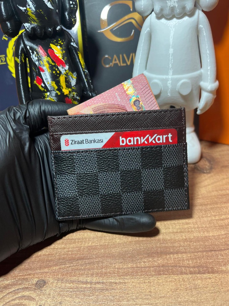 LOUIS VUITTON Premium Deri Kartlık