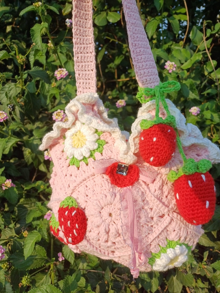 Strawberry Çanta