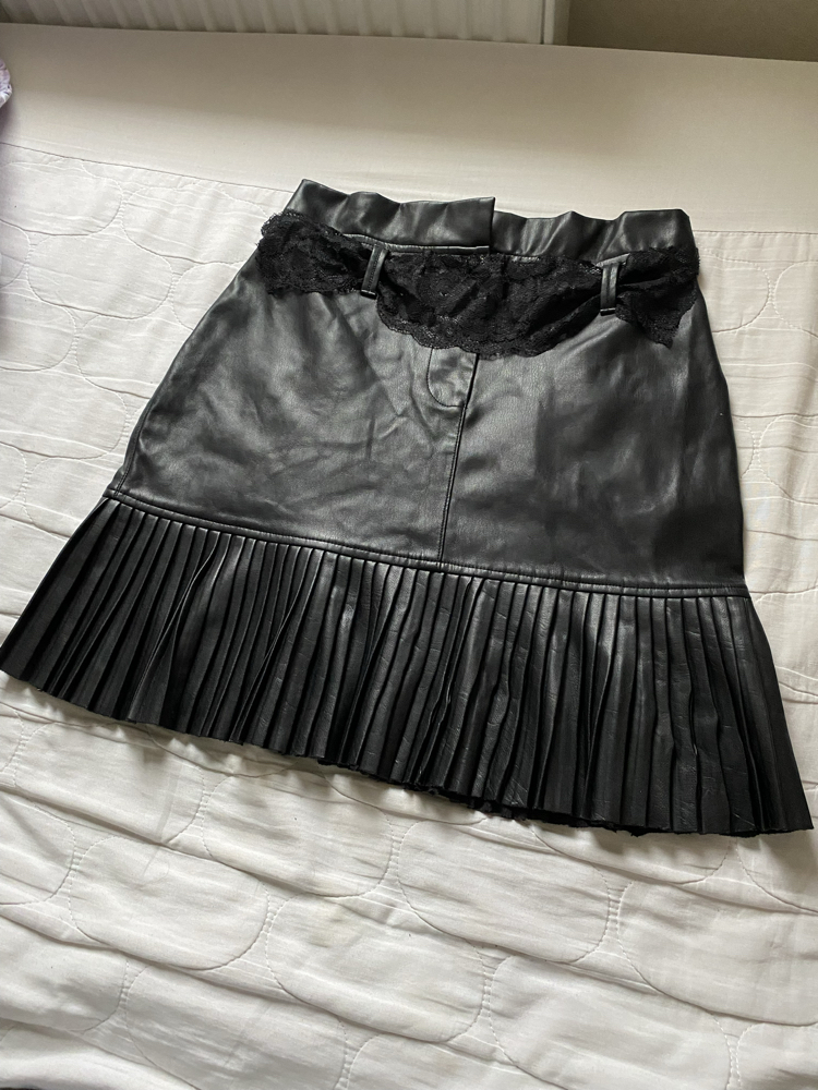 Dantelli Gothic Deri Etek