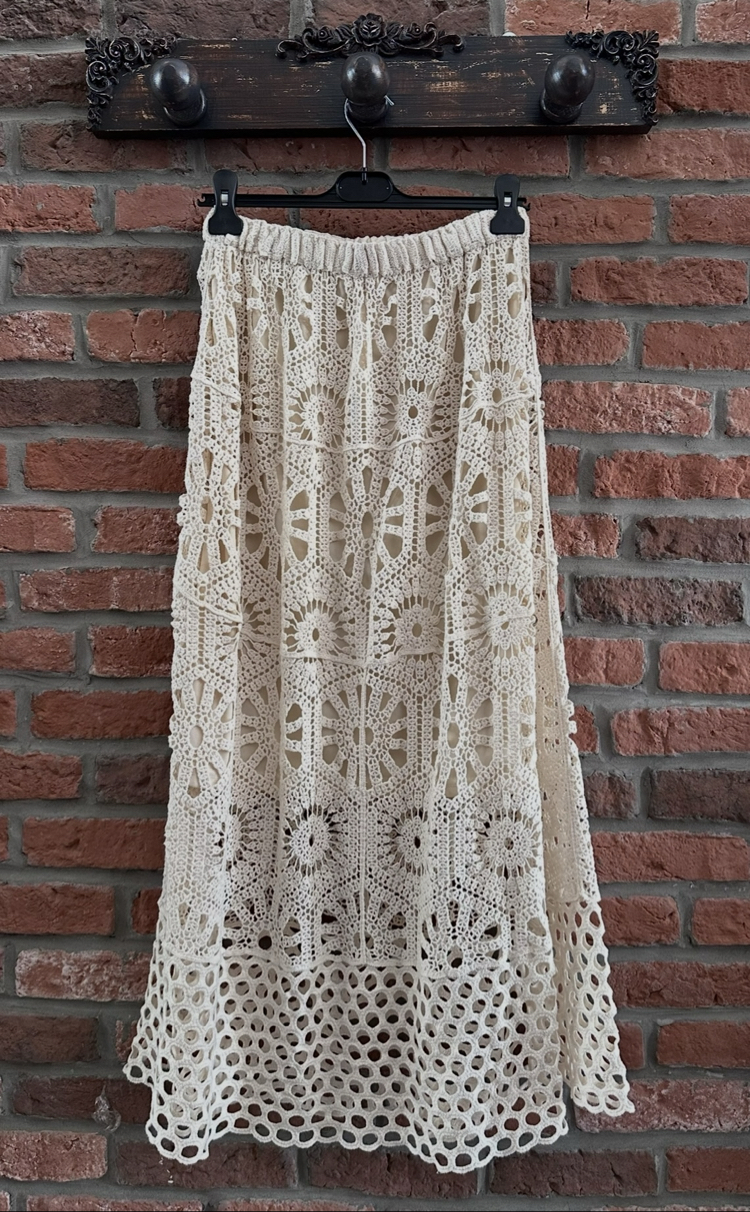 Bohem dantel etek