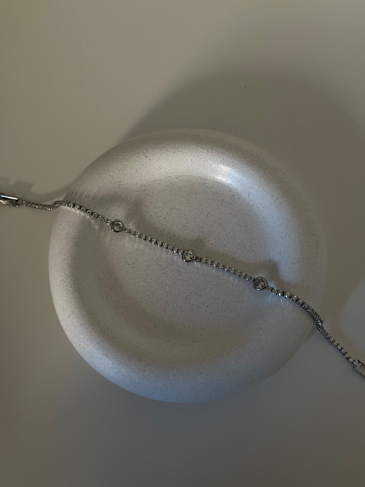 Kalpli Zirkon Taşlı Silver Bileklik