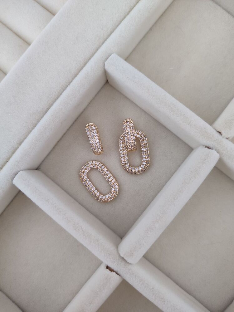 Zirkon Taşlı Oval Küpe